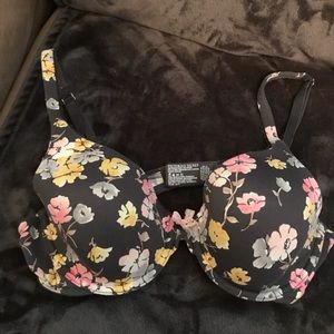 Victoria secret floral bra. 36B